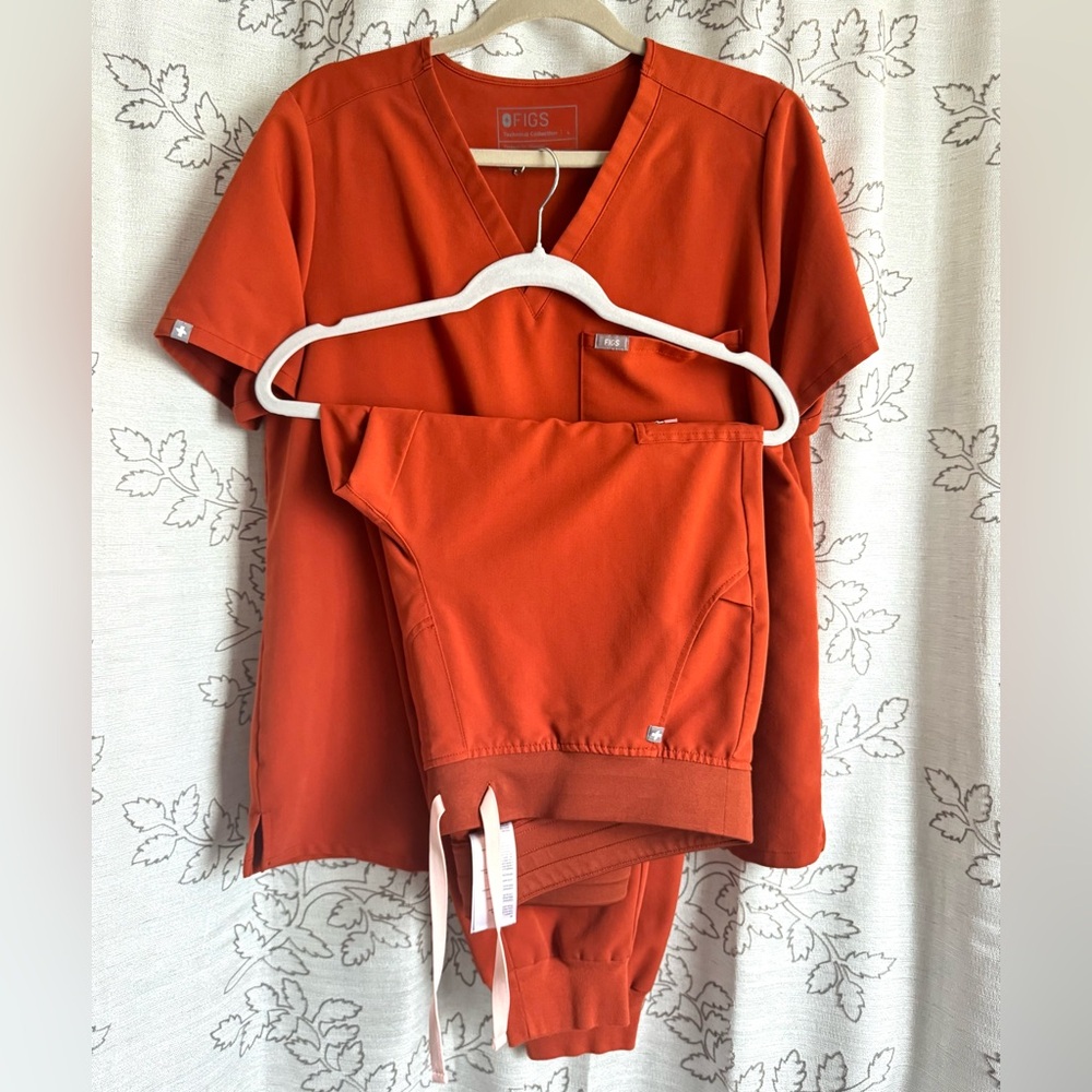 Figs Women's Scrub Top in Vibrant Orange